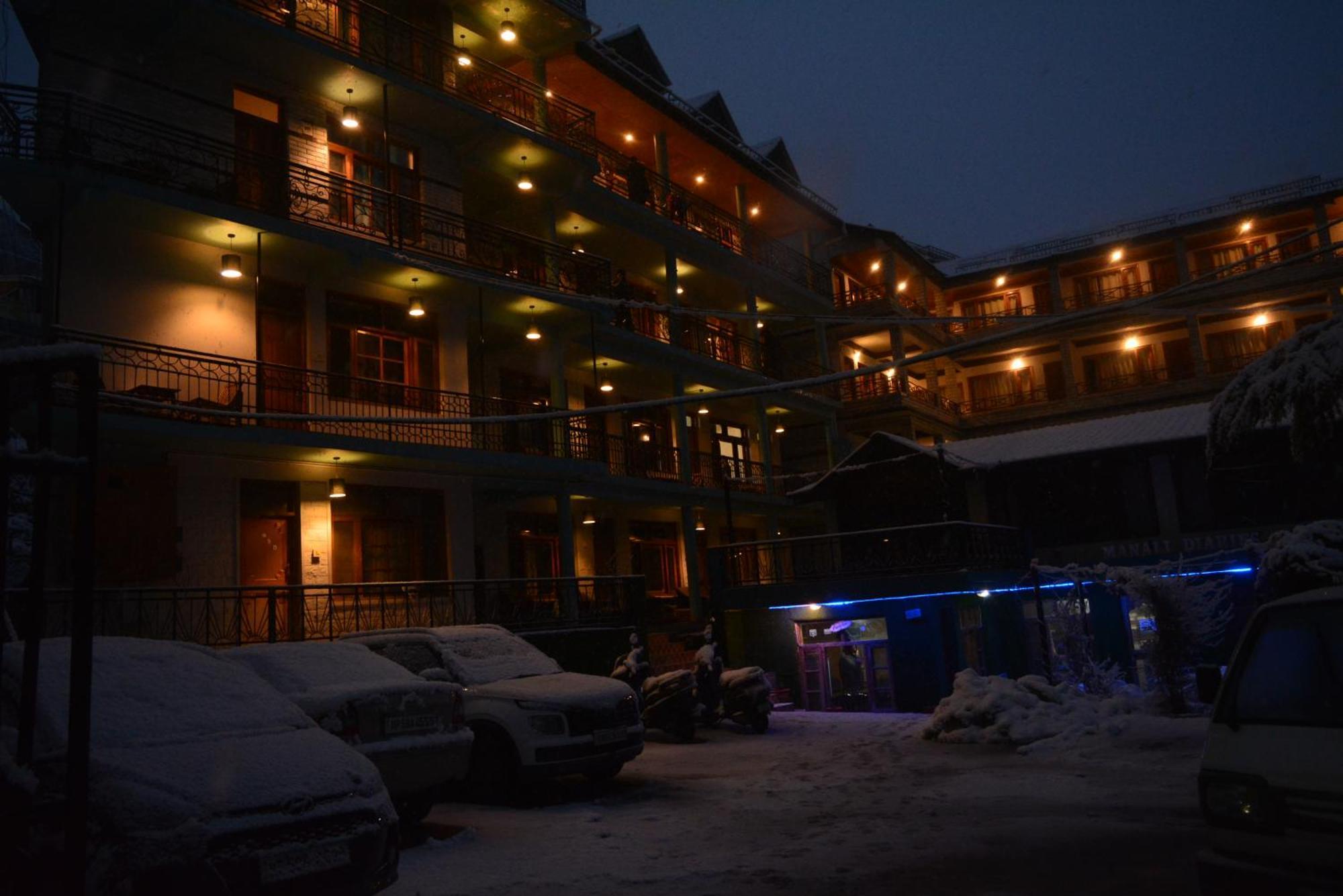 The Neelgiris Hotel - Manali (Himachal Pradesh) — Photos 2
